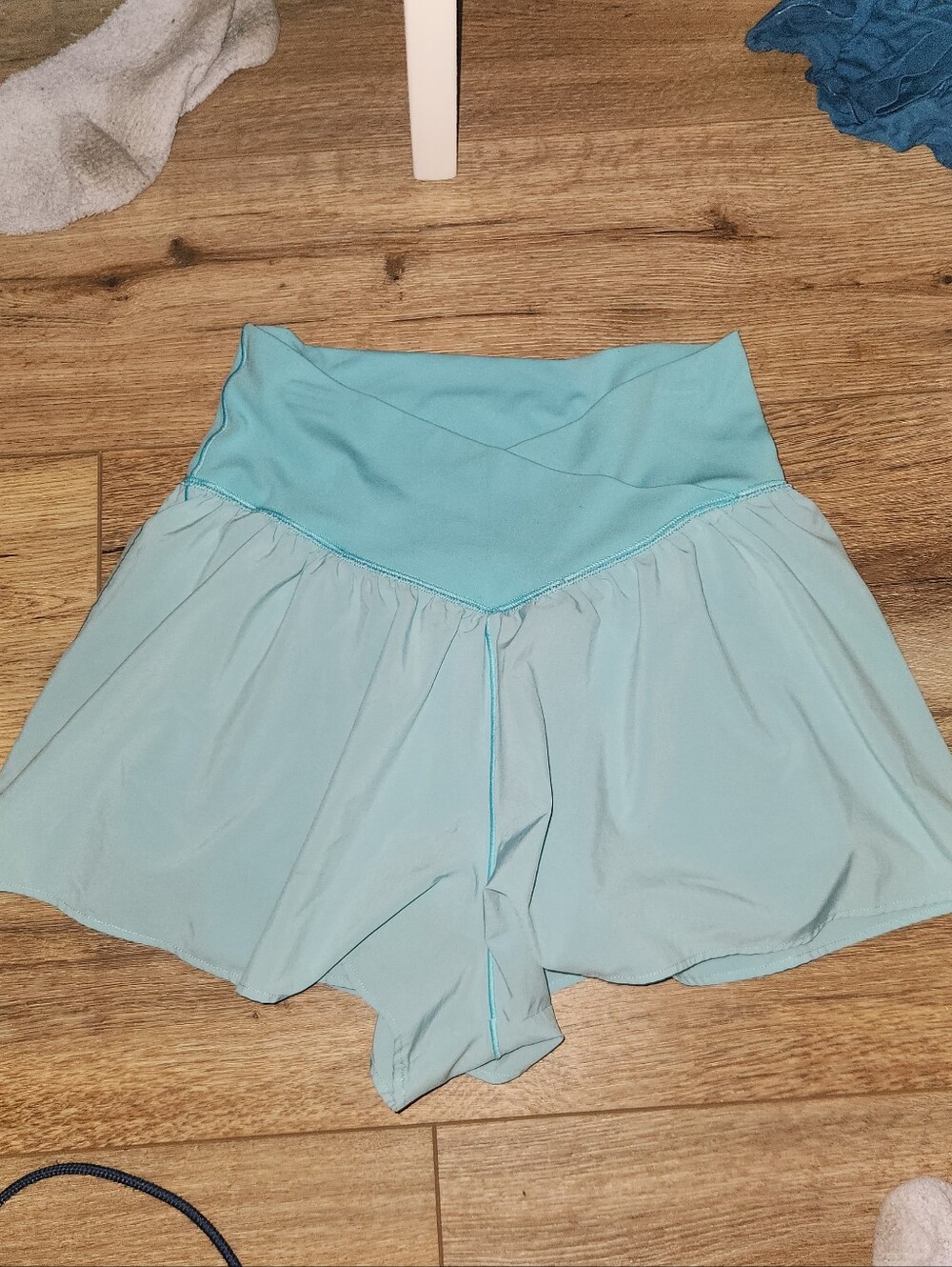 Aerie teal crossover shorts - Picture 2 of 5